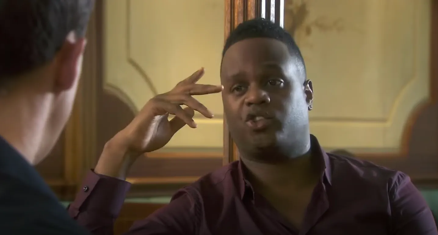 Ashley and Jerwayne in deep talks.